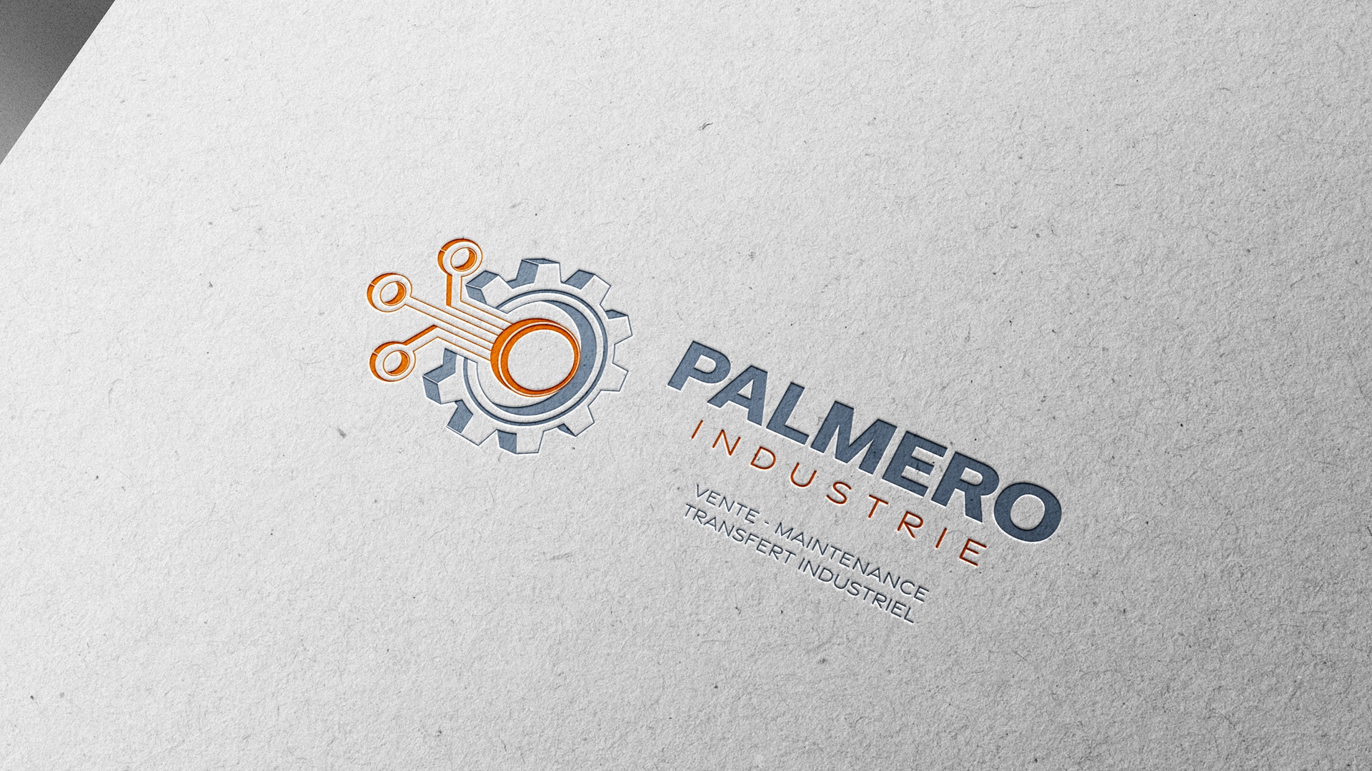 Mockup Palmero mettant en valeur le nouveau logo sur papier suite à la refonte d'identité visuelle de la marque.